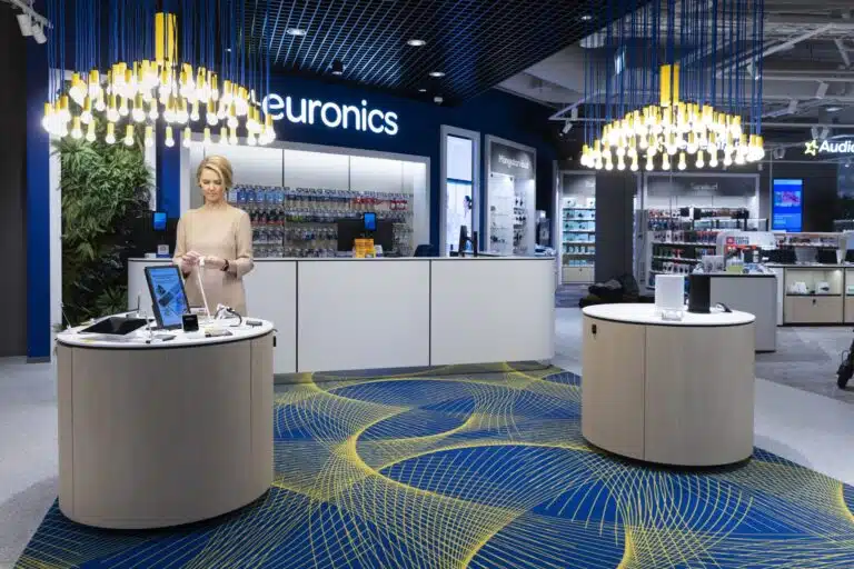 Euronics digitalization 4-color ESLs
